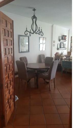Casa Con Sierra Y Con Portugal