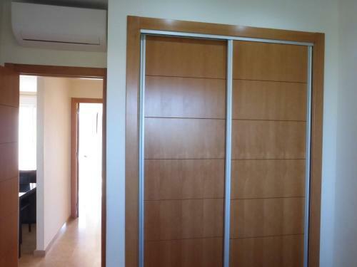 Lovely Bedroom, 2 Bathroom Apartment With Pool