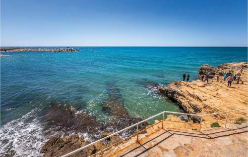 Beautiful Home In Roda De Bara With Wifi And 4 Bedrooms
