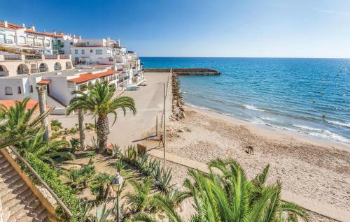 Cozy Home In Roda De Ber With Wi-fi