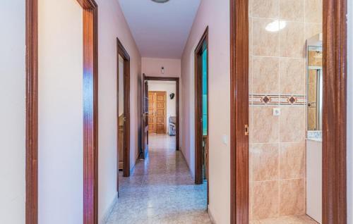 Cozy Home In Roda De Ber With Wi-fi