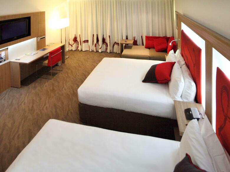Hotel Novotel Sydney Rooty Hill