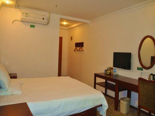 Greentree Inn Shanghai Chongming Bao Town Express Hotel