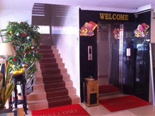 Hostal Sky Park Guesthouse
