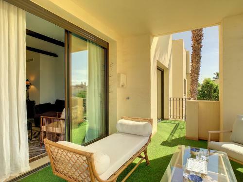Roda Golf Singapore Apartment - 8109