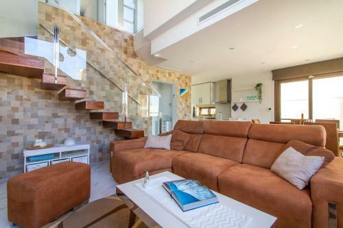 Villa Nina With Pool