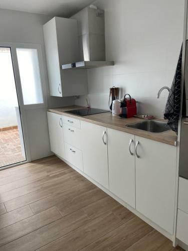 Apartamento Con Garaje Y Patio
