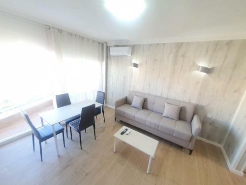 Salou Apartamento Familiar / Piscina / Zona Tranquila