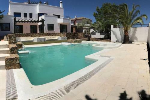 Villa Mateos