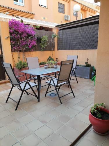 Chalet Adosado En Rinc�n