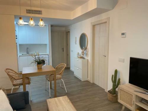 Lovely Beach Apartment