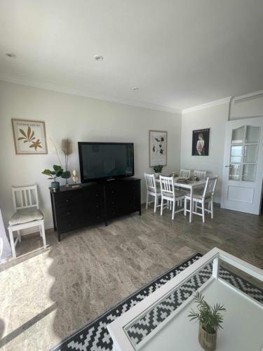 Apartamento Luminoso Piso Sobre El Mar Mediterr�neo By Centric