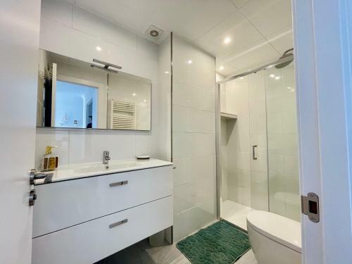 Acogedor Y C�ntrico Apartamento A 1' De La Playa
