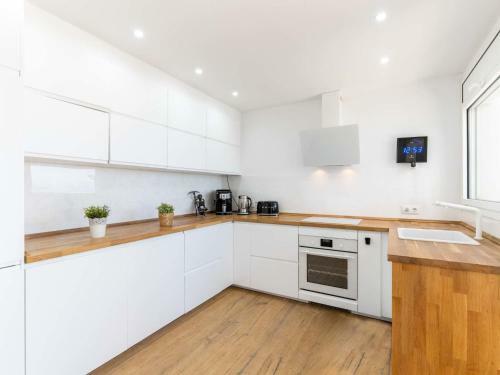 Holiday Home Pit�goras By Interhome