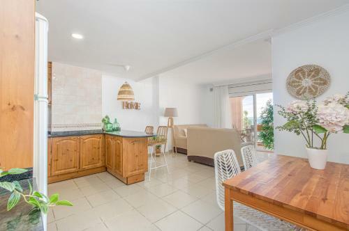 Badia De Roses 1 New Apartment