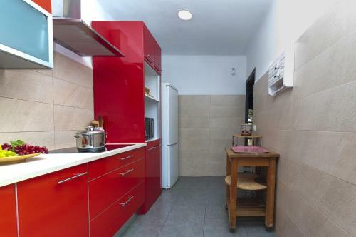 1215 Baix Camp Casa Con Jardin