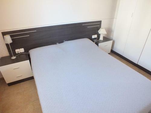 Apartamento Roses, 3 Dormitorios, 6 Personas - Es-204-14