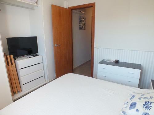 Apartamento Roses, 3 Dormitorios, 6 Personas - Es-204-14