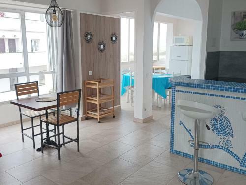Apartamento Roses, 1 Dormitorio, 4 Personas - Es-204-20