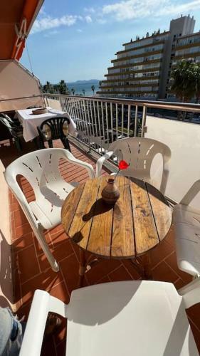 Apartamento Piso Vista Mar Y Parking En Roses