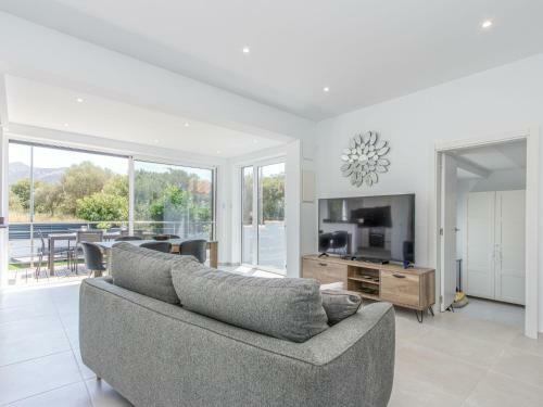 Villa Giron�s By Interhome
