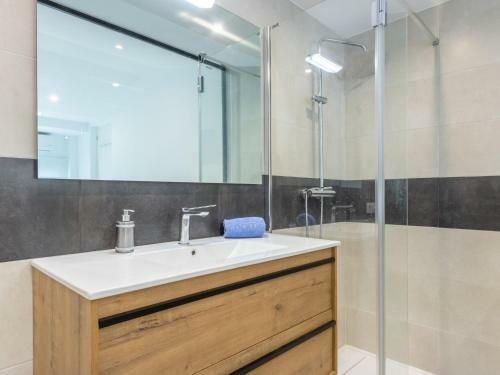 Villa Giron�s By Interhome