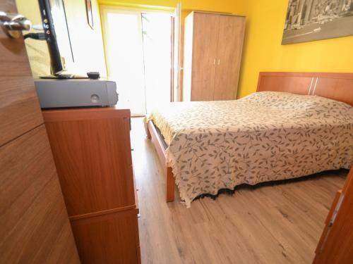 Apartment Flandria-2 By Interhome