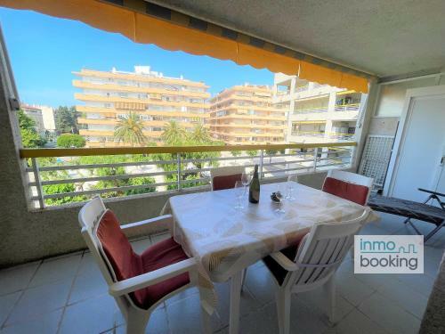 Diamant Apartment, Con Parking