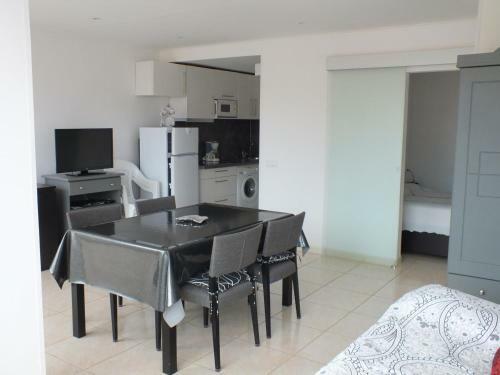 Apartamento Roses, 1 Dormitorio, 4 Personas - Es-204-24