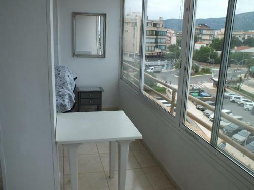 Apartamento Roses, 1 Dormitorio, 4 Personas - Es-204-24