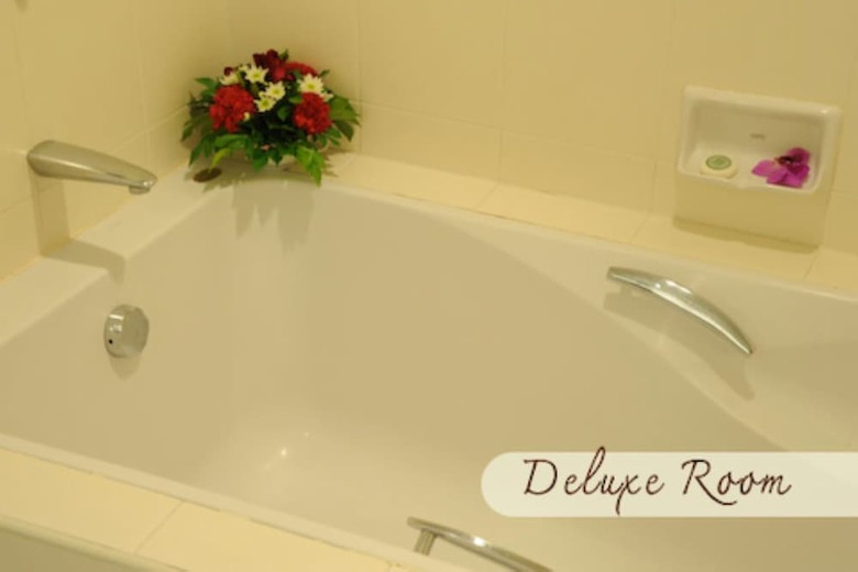 New Season Hotel