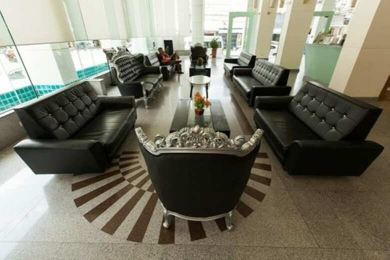 New Season Hotel