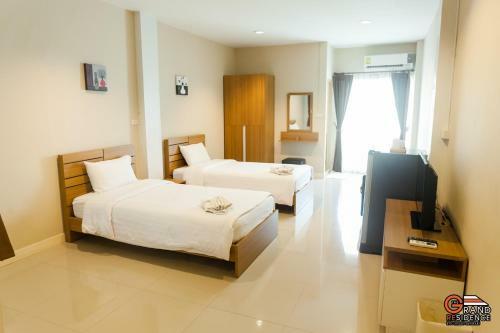 Hotel The Grand Residence