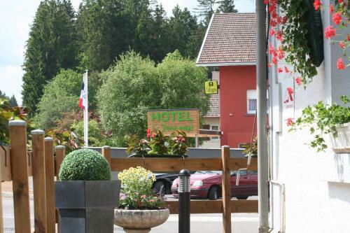 Hotel H�tel Les Perce-neige