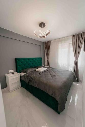 Apartamento Piso Reformado Moderno Piscina Y Jard�n!
