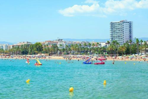 Azul 2 Bedroom Apartment In Salou Tarragona
