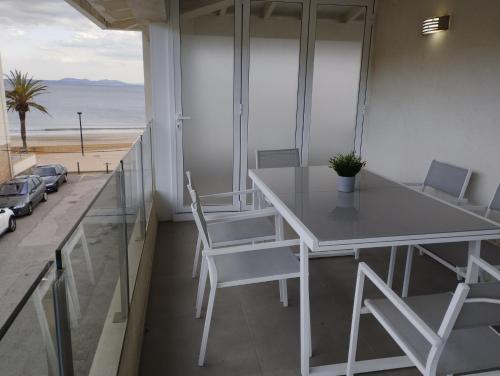 Apartamento Rodhes Playa 2-a5