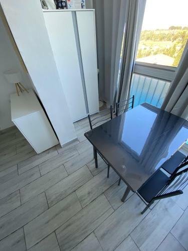 Apartamento Studio Avec Piscine Et Parking