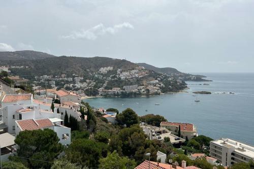 Apartamento En Roses Con Preciosas Vistas Del Mar Ap1