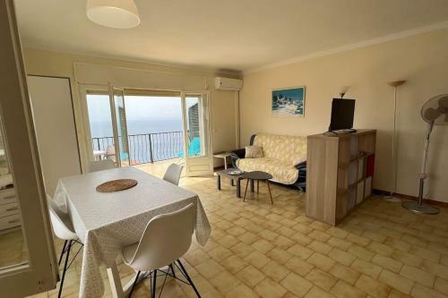 Apartamento En Roses Con Preciosas Vistas Del Mar Ap1