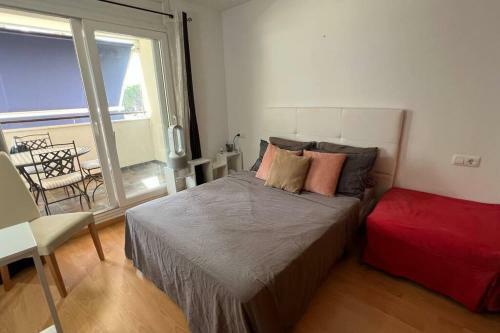 Bonito Apartamento Con Parking Y Piscina En Roses