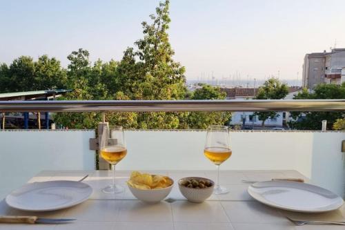 Apartamento Piso En El Centro Con Vistas Al Mar Y Balc�n