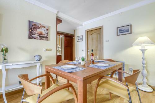 Apartamento Avda De Rhode 113 - Barneda