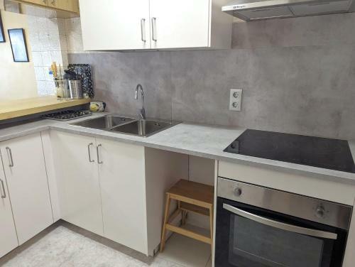 Apartamento Rnet - Castell Trinitat