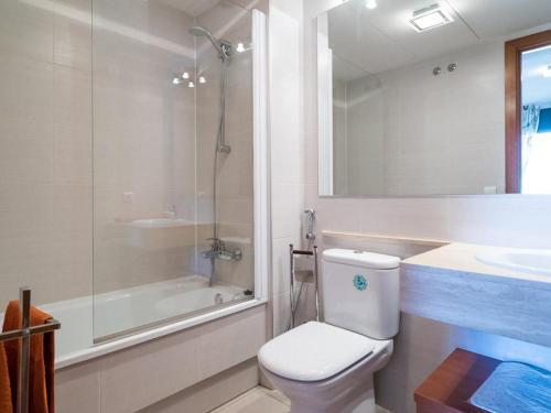 Apartamento Roses, 2 Dormitorios, 6 Personas - Es-258-13