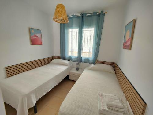 Apartamento Roses, 2 Dormitorios, 5 Personas - Es-258-102