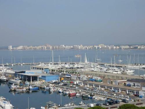 Apartamento Roses, 3 Dormitorios, 8 Personas - Es-258-74