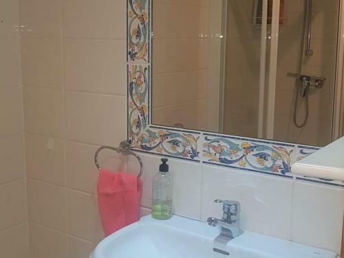 Apartamento Roses, 3 Dormitorios, 8 Personas - Es-258-74