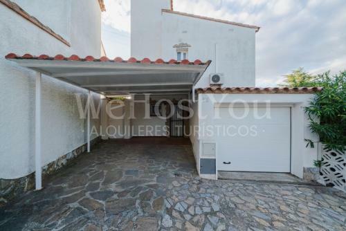 Superbe Maison Carner, 35 - Wehostyou