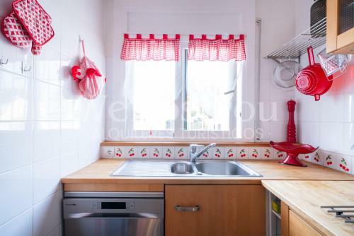 Wehostyou - Belle Maison Roses, Mas Bosc� 12